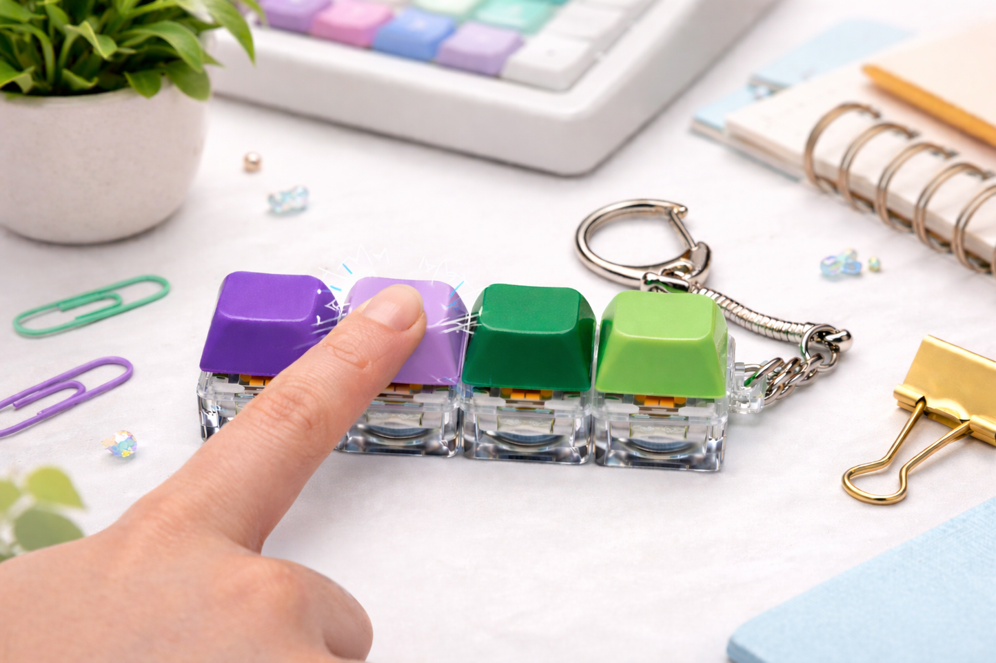 Mechanical Keyboard Switch Keychain LED Backlight - Tactile Sensory Decompression